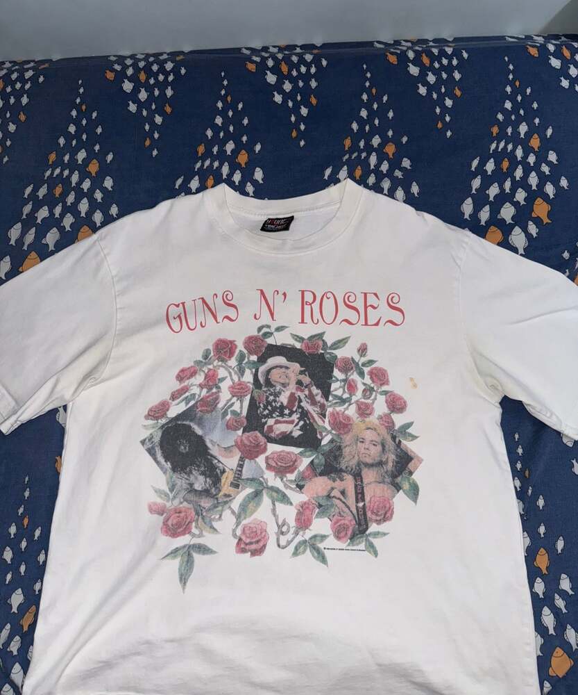 Vintage Guns N' Roses 1993 Skin 'N Bones Tour T-Shirt